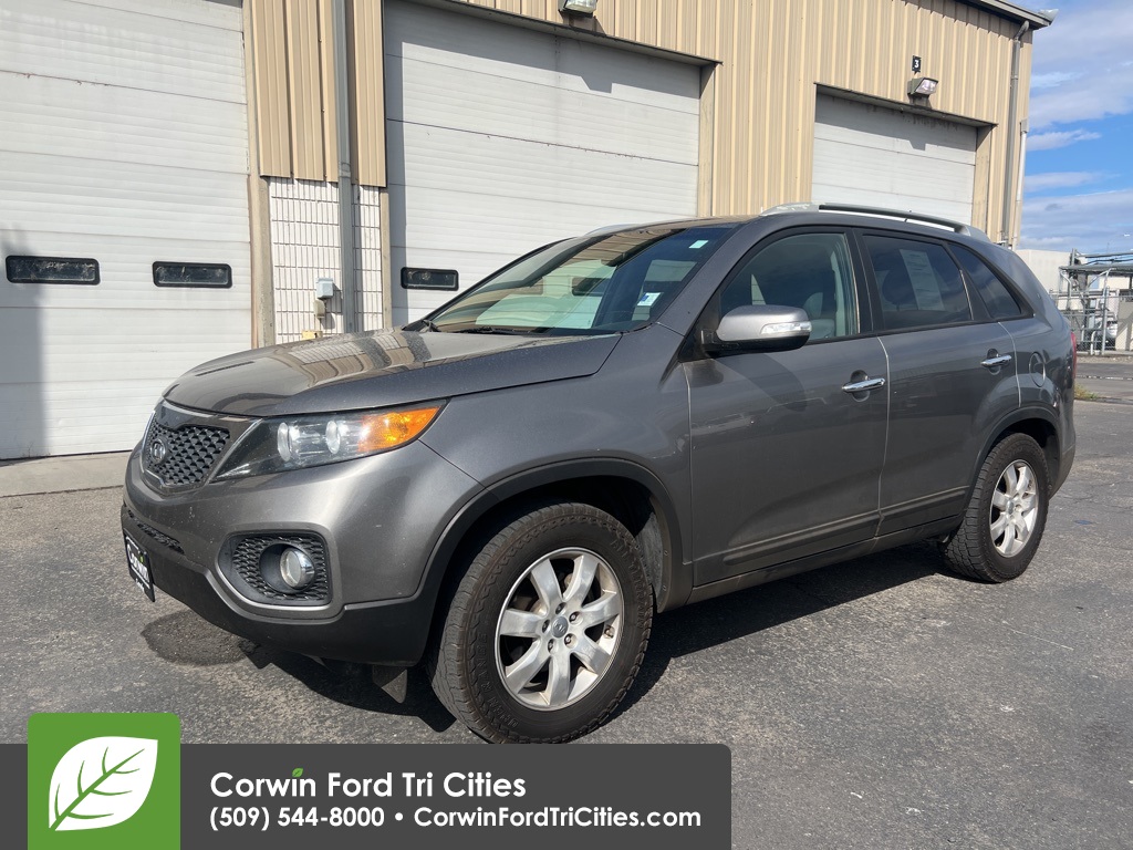 2013 Kia Sorento LX photo 11