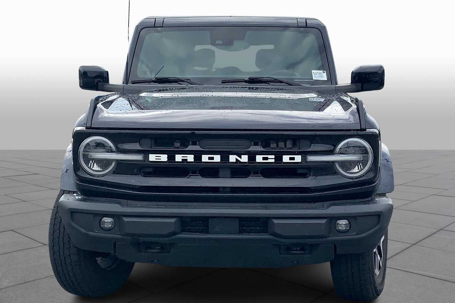 2021 Ford Bronco Outer Banks photo 3