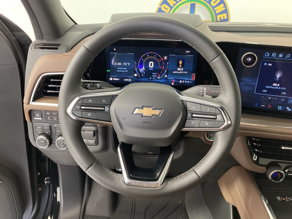 2026 Chevrolet Suburban High Country photo 7