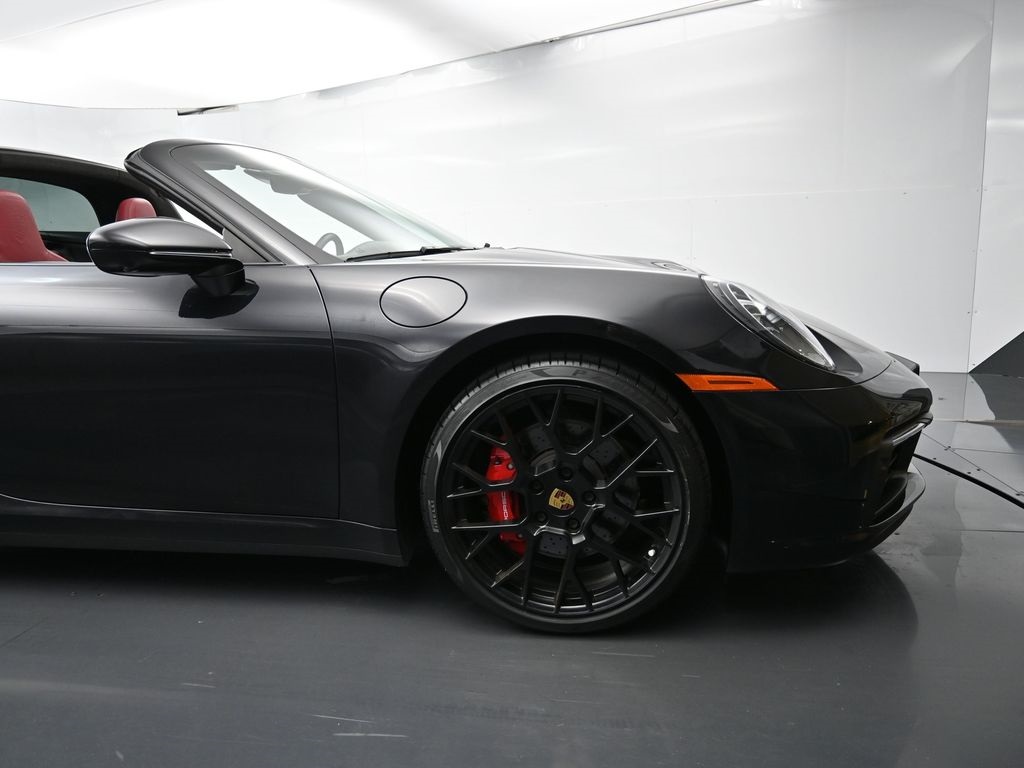 2022 Porsche 911 Targa 4S photo 18