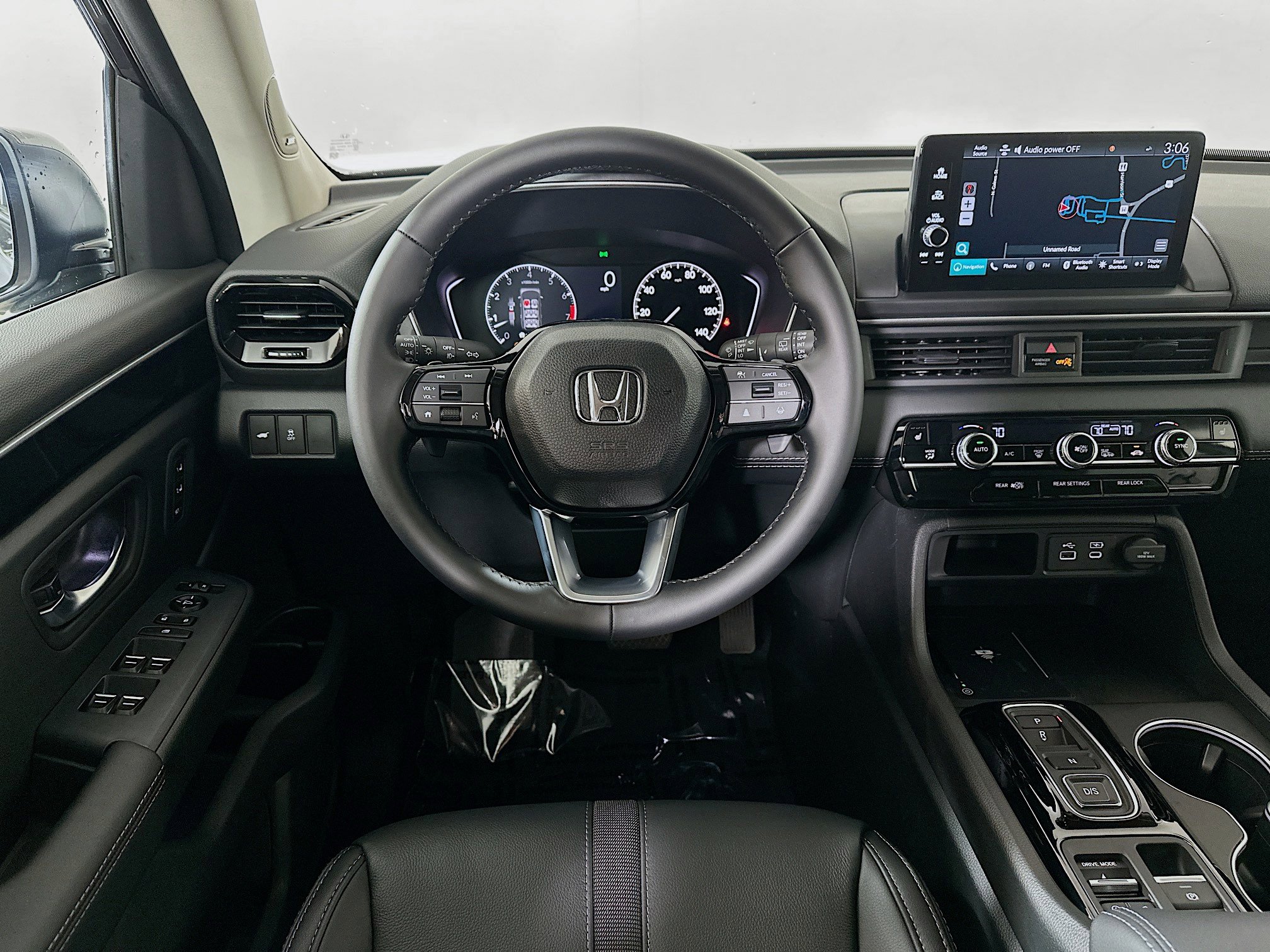 2025 Honda Pilot Touring photo 20