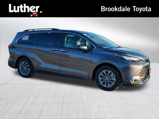 Certified Pre-Owned 2021 Toyota SIENNA XLE XLE 8 PASSENGER in Brooklyn ...