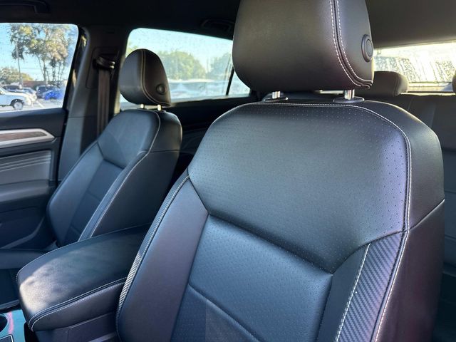 2022 Volkswagen Atlas Cross Sport SE Technology photo 19