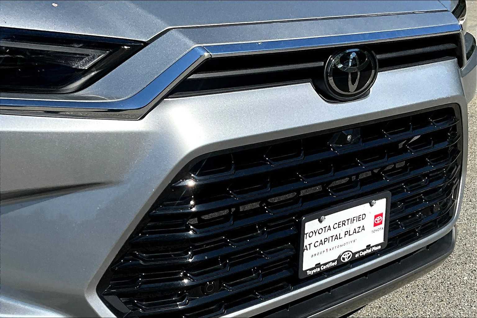 2024 Toyota Grand Highlander Platinum AWD photo 27