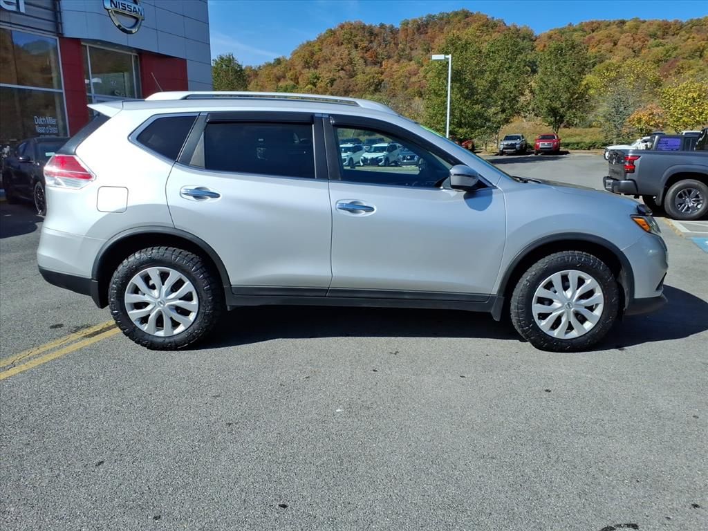 2016 Nissan Rogue S photo 4