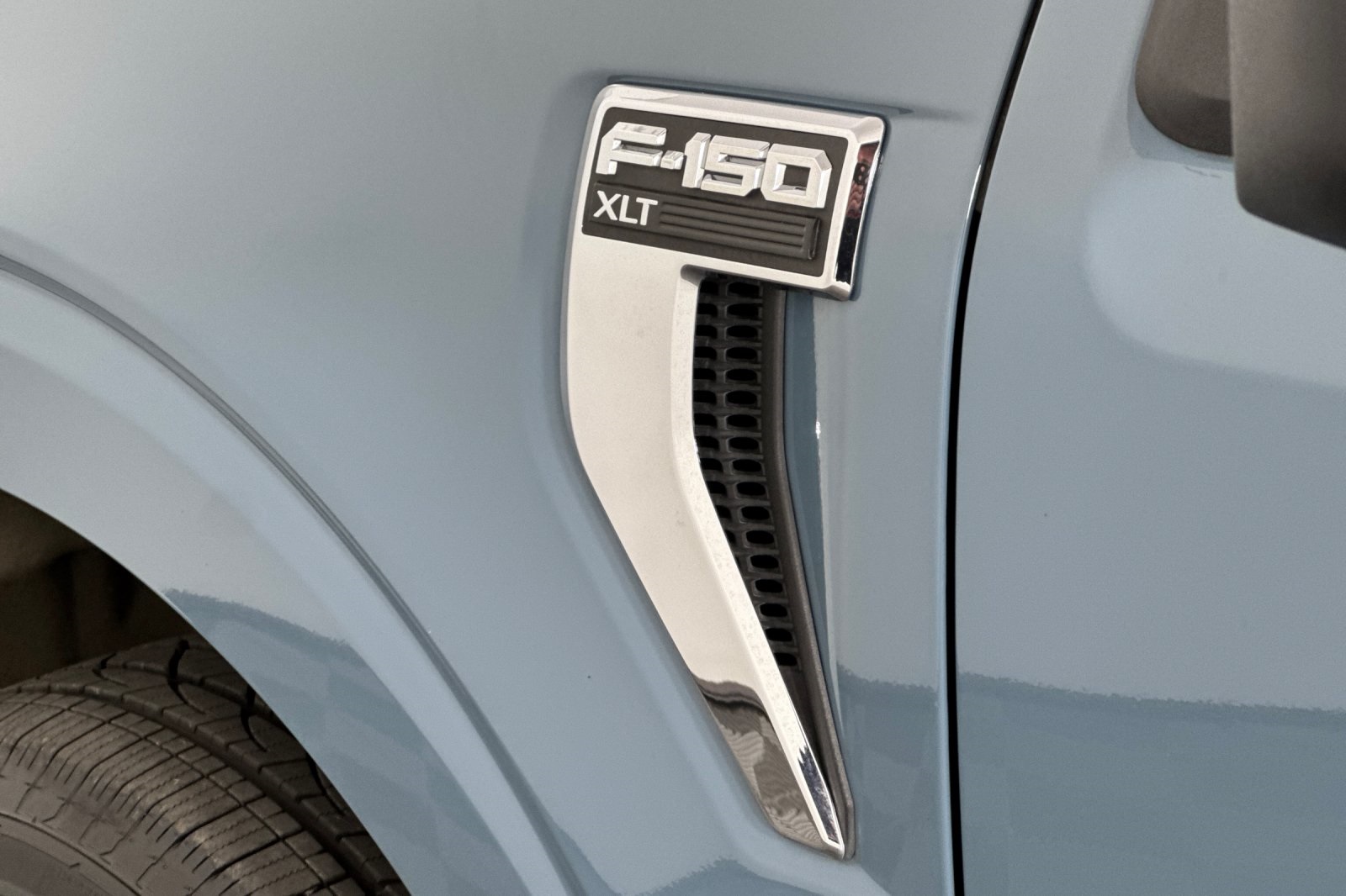 2023 Ford F-150 XLT photo 25