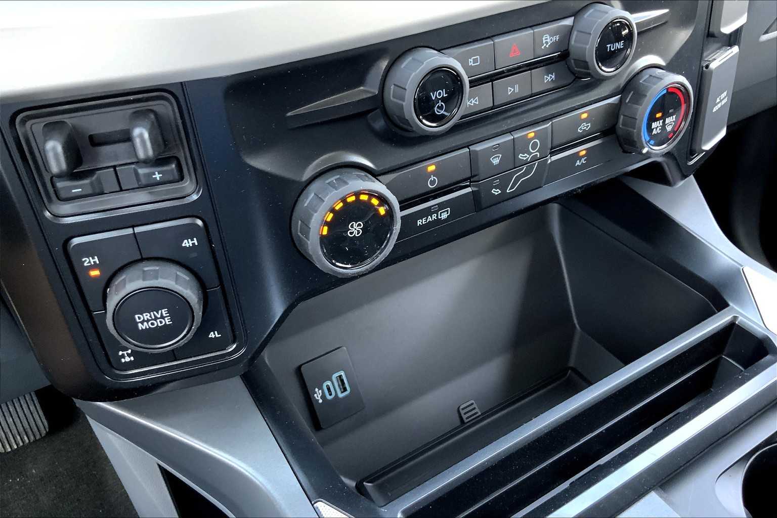 2025 Ford F-250 XLT photo 15