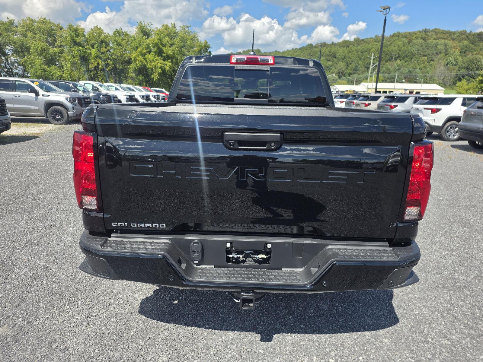 2026 Chevrolet Colorado Trail Boss photo 4