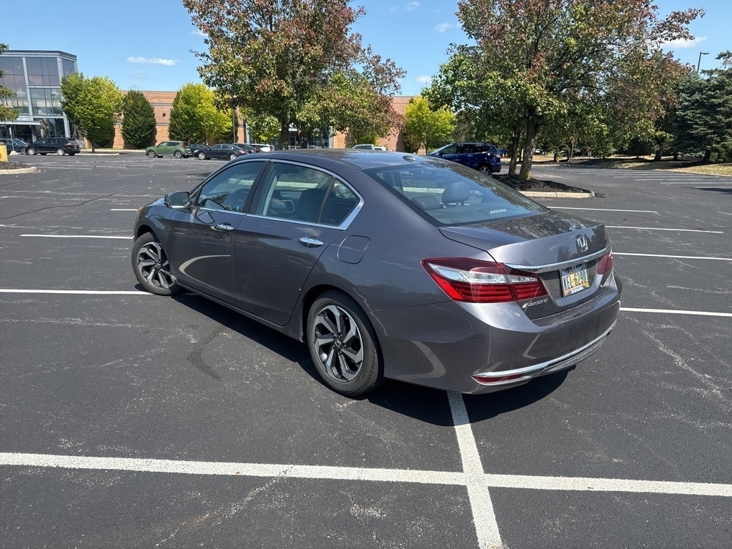 2016 Honda Accord EX-L photo 8