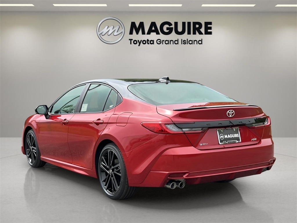 2025 Toyota Camry XSE photo 4