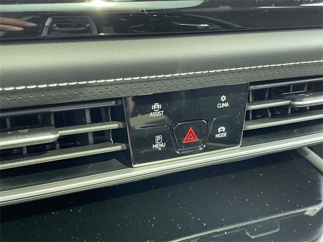 2025 Volkswagen Atlas Cross Sport SEL R-Line photo 25