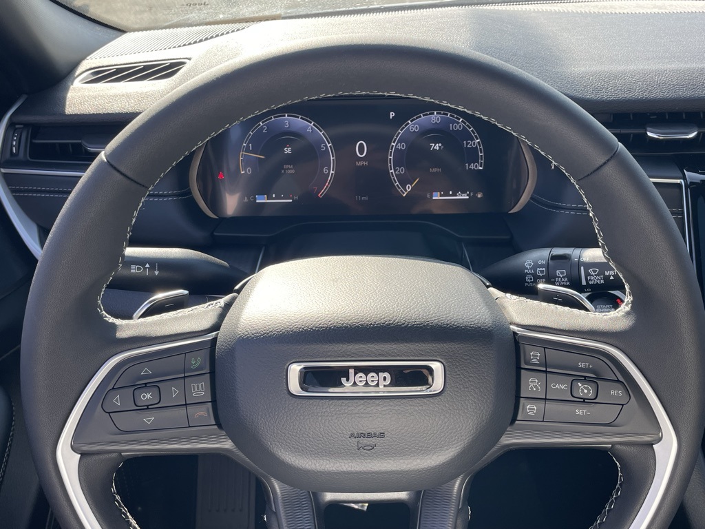 2025 Jeep Grand Cherokee Laredo X photo 25