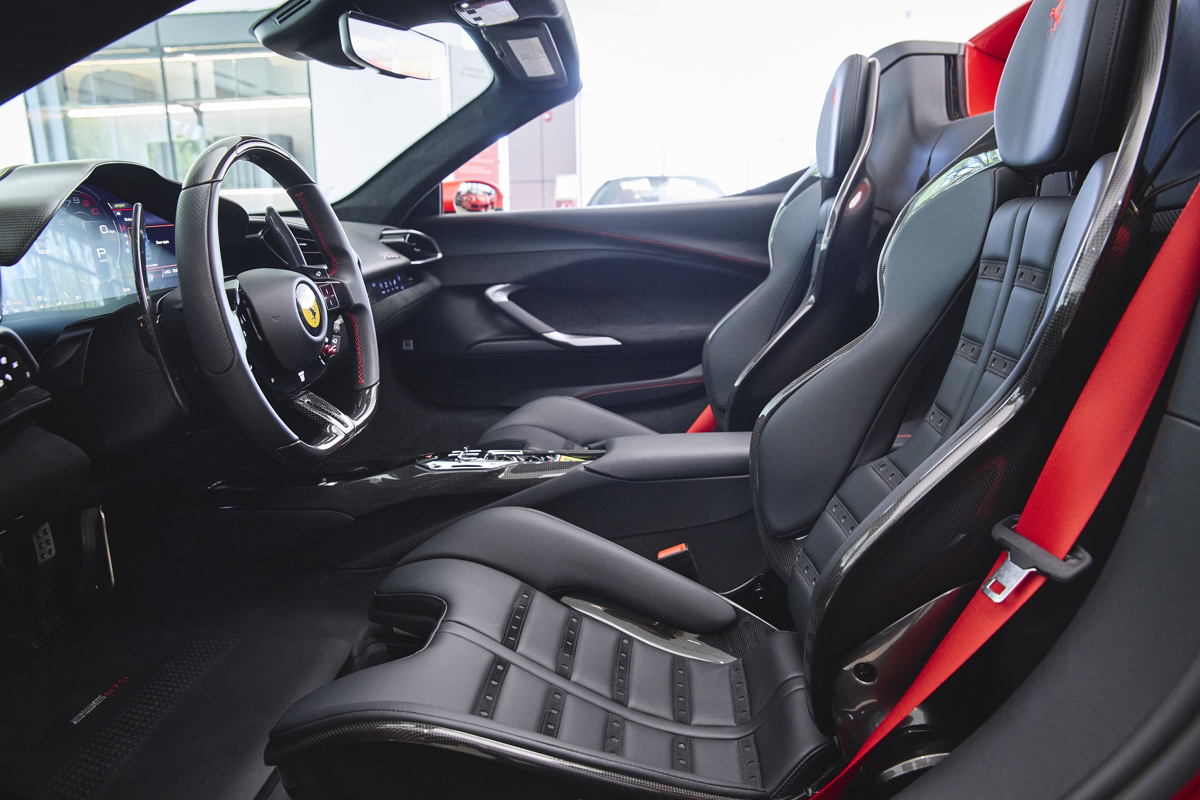 2024 Ferrari 296 GTS photo 9