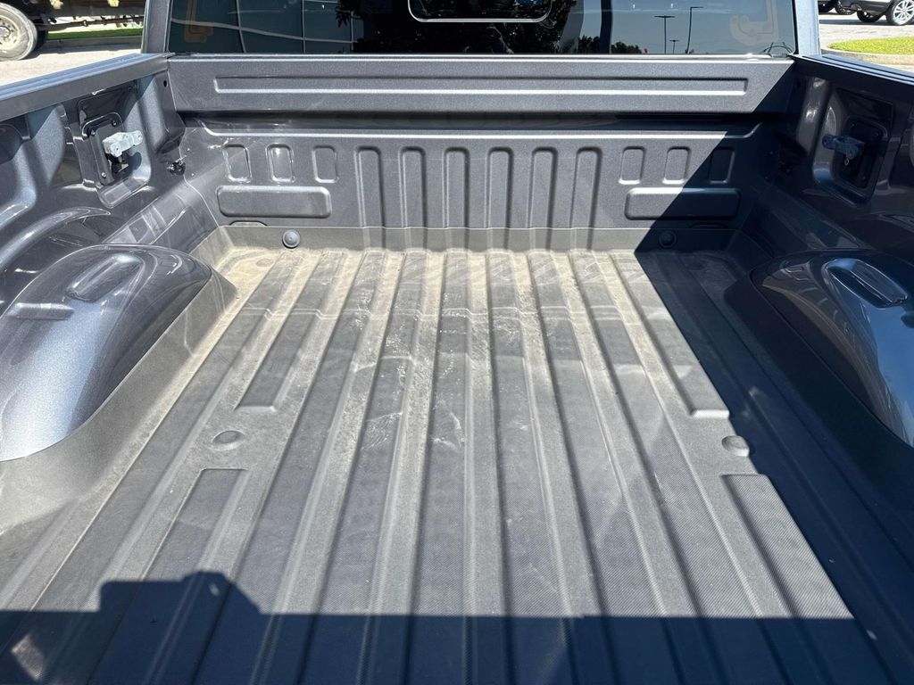2021 Ford F-150 XLT photo 8