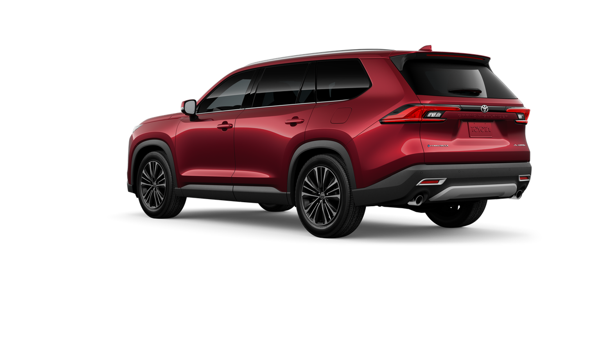 2026 Toyota Grand Highlander Hybrid MAX Platinum AWD photo 3