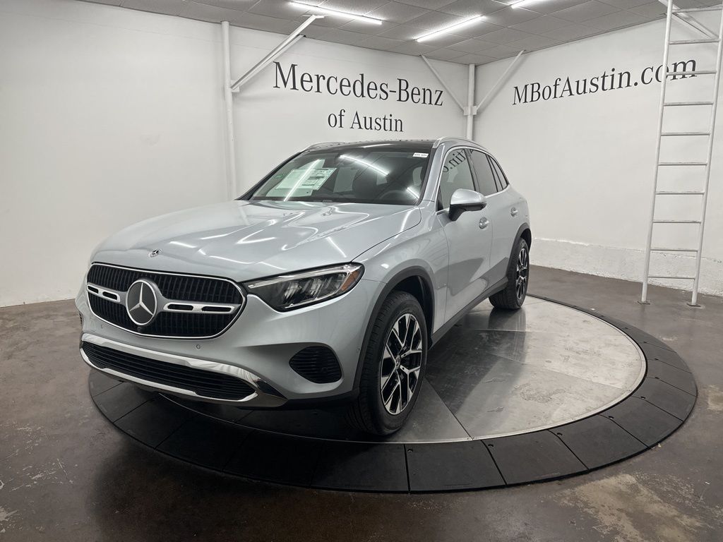 2025 Mercedes Benz GLC 350e 4MATIC photo 3