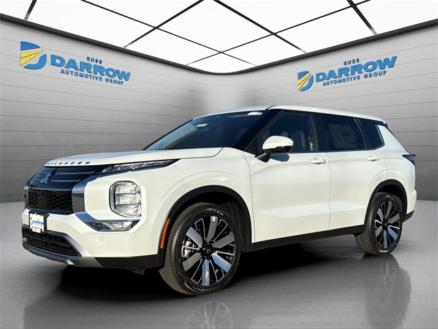 2025 Mitsubishi Outlander SE's photo