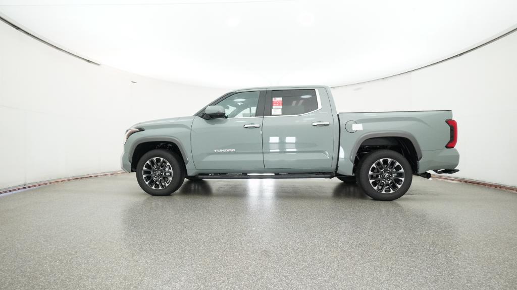 2025 Toyota Tundra Limited CrewMax photo 9