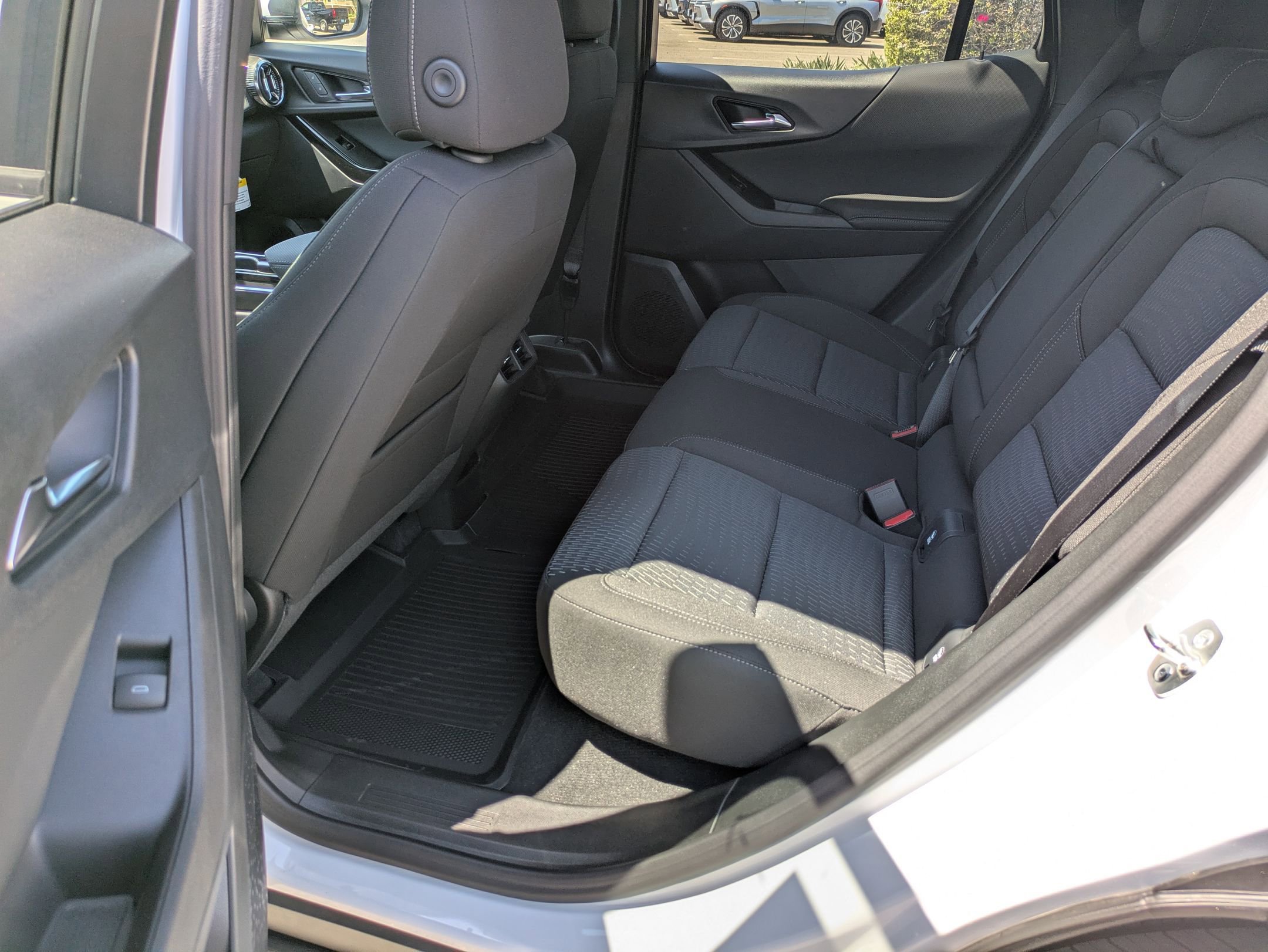 2026 Chevrolet Equinox LT photo 13