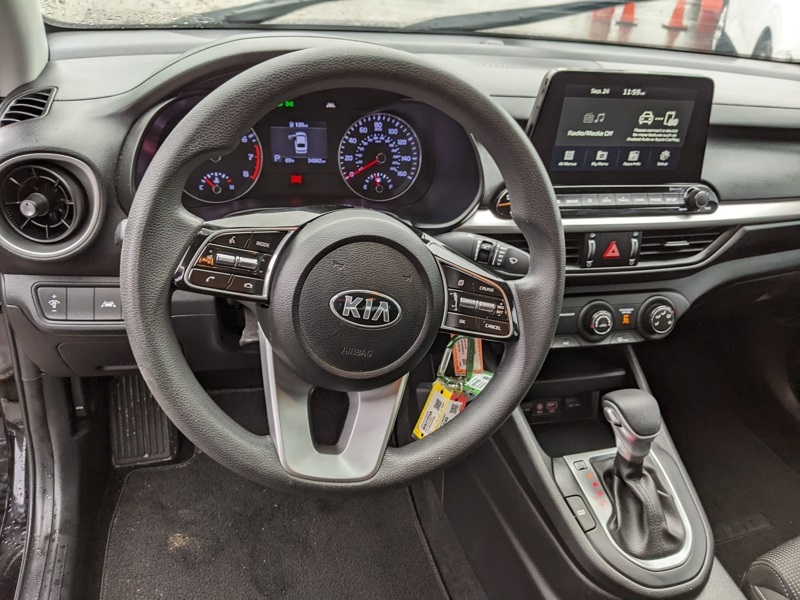 2021 Kia Forte LXS photo 10