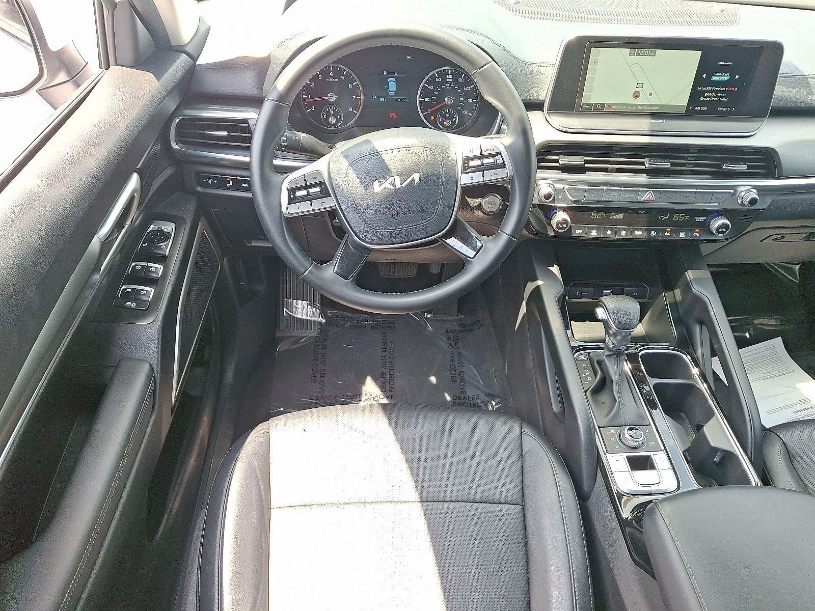 2022 Kia Telluride LX photo 12
