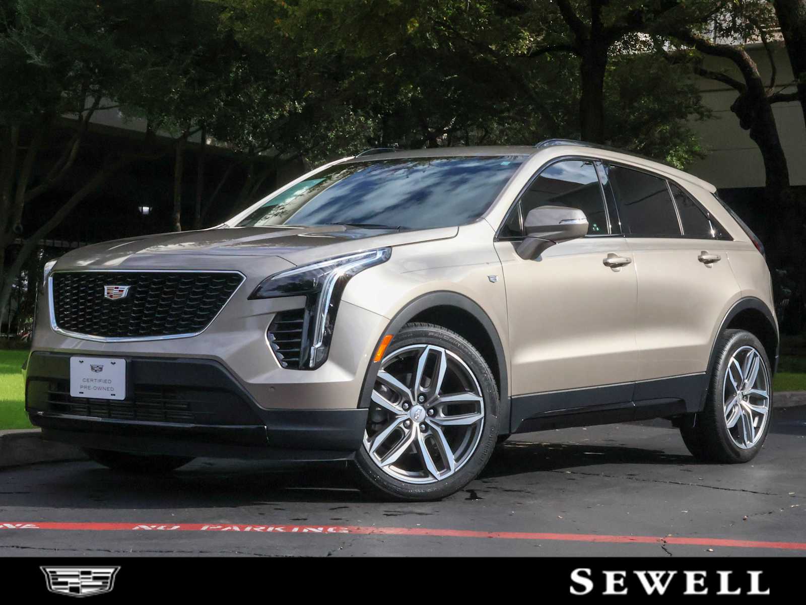 2023 Cadillac XT4 Sport's photo