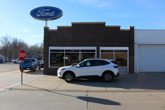 2026 Ford Escape ST-Line Select's photo