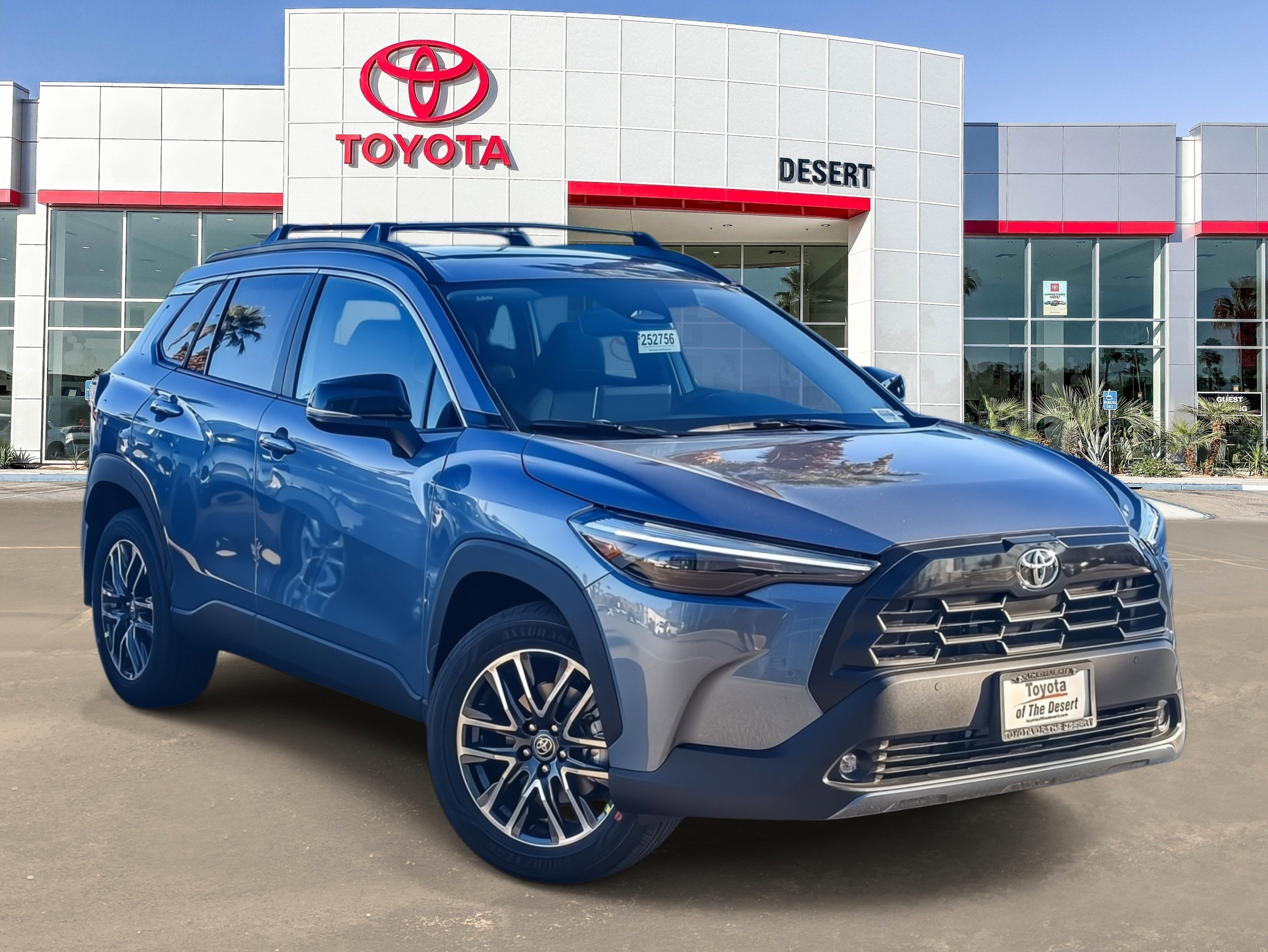 2026 Toyota Corolla Cross XLE's photo