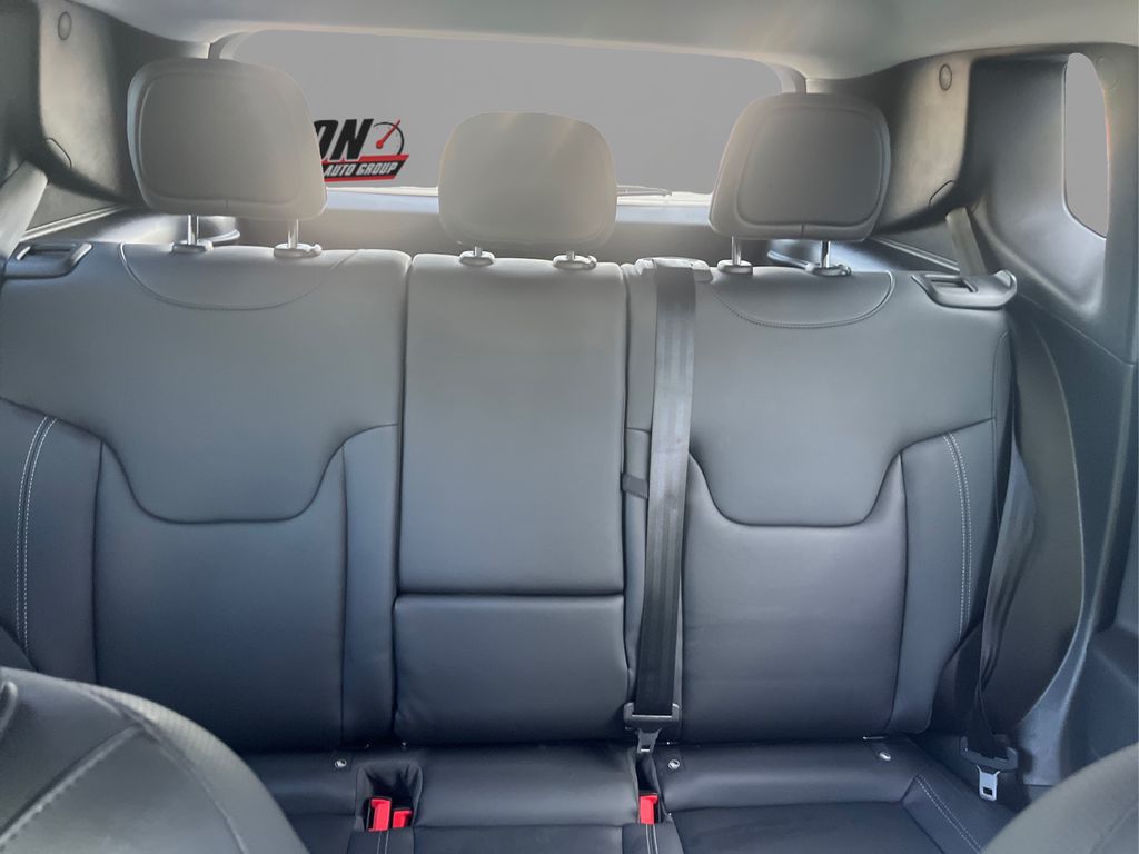 2021 Jeep Renegade Limited photo 15