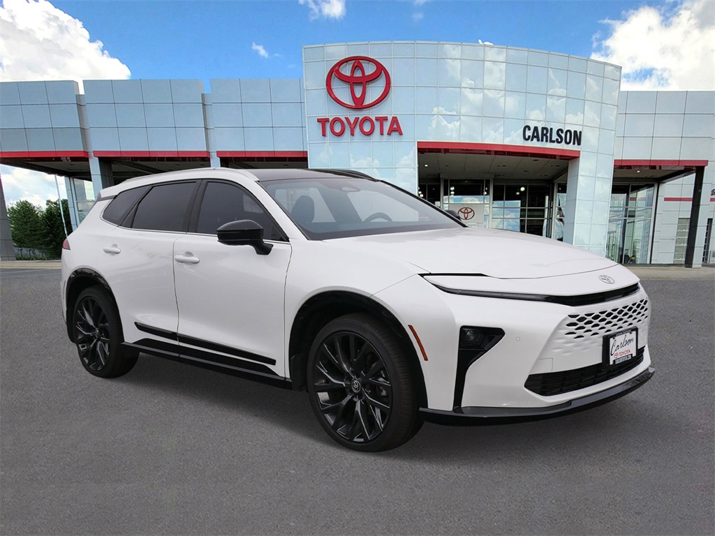 Used 2025 Toyota Crown Signia Limited with VIN JTDACAAJ1S3011907 for sale in Minneapolis, Minnesota