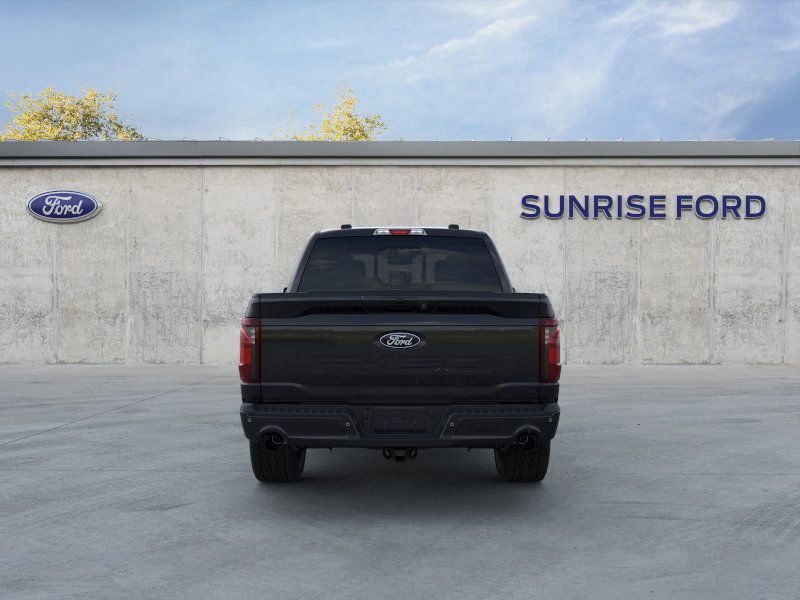 2025 Ford F-150 XLT photo 5