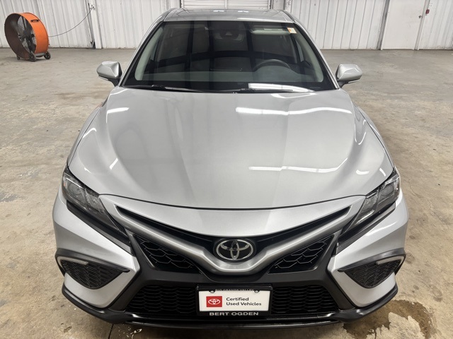 2024 Toyota Camry SE photo 2