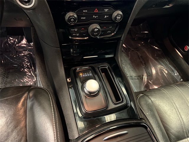2018 Chrysler 300 S photo 23