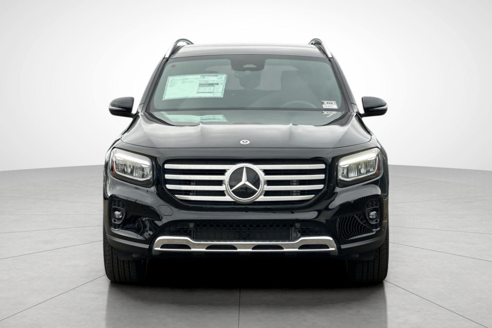 2025 Mercedes Benz GLB 250 photo 5