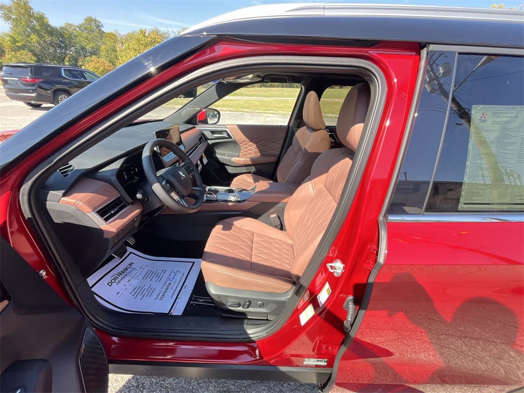 2025 Mitsubishi Outlander SEL GT photo 11