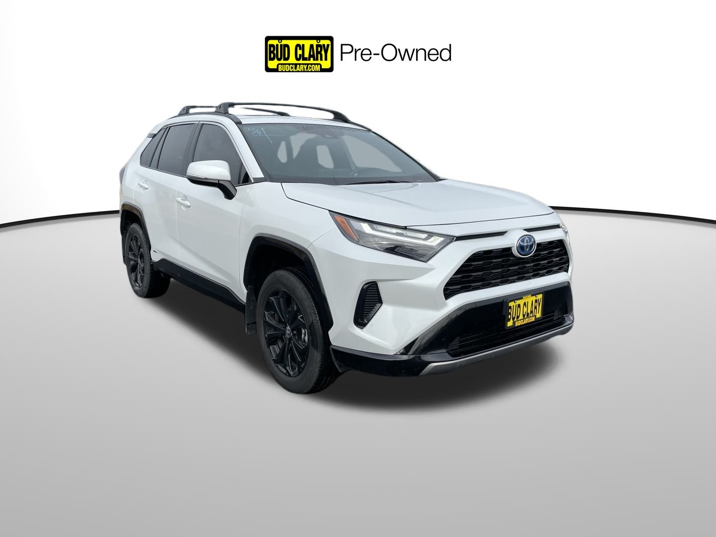 2024 Toyota RAV4 SE's photo
