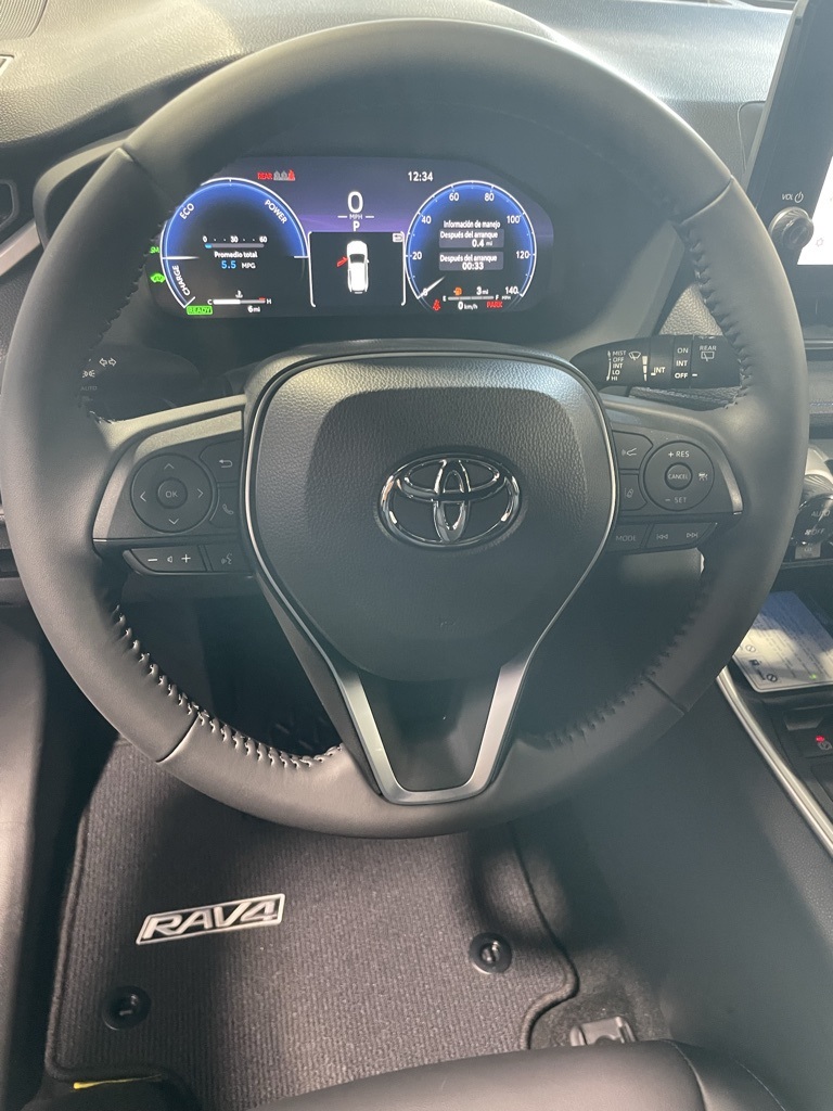 2025 Toyota RAV4 Hybrid XSE photo 35