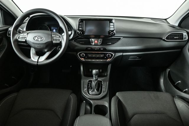 2020 Hyundai Elantra GT Base photo 17
