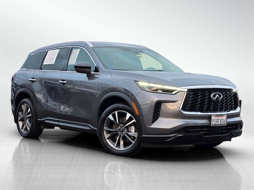2025 INFINITI QX60 LUXE's photo