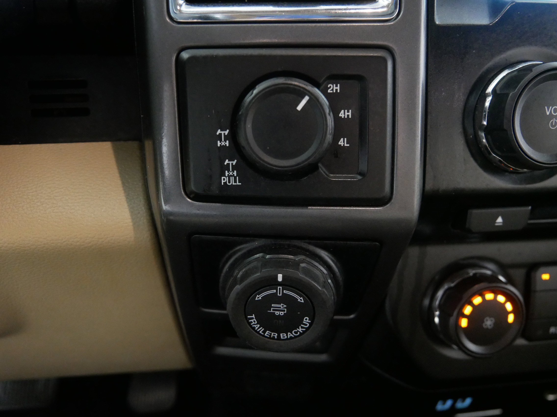 2016 Ford F-150 XLT photo 27