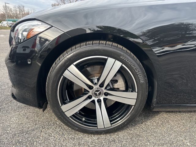 2025 Mercedes Benz C 300 4MATIC photo 9