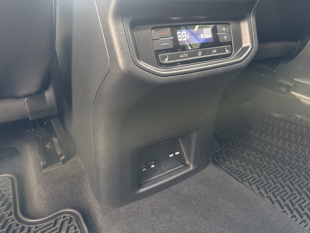 2026 Volkswagen Atlas SEL Premium R-Line photo 23