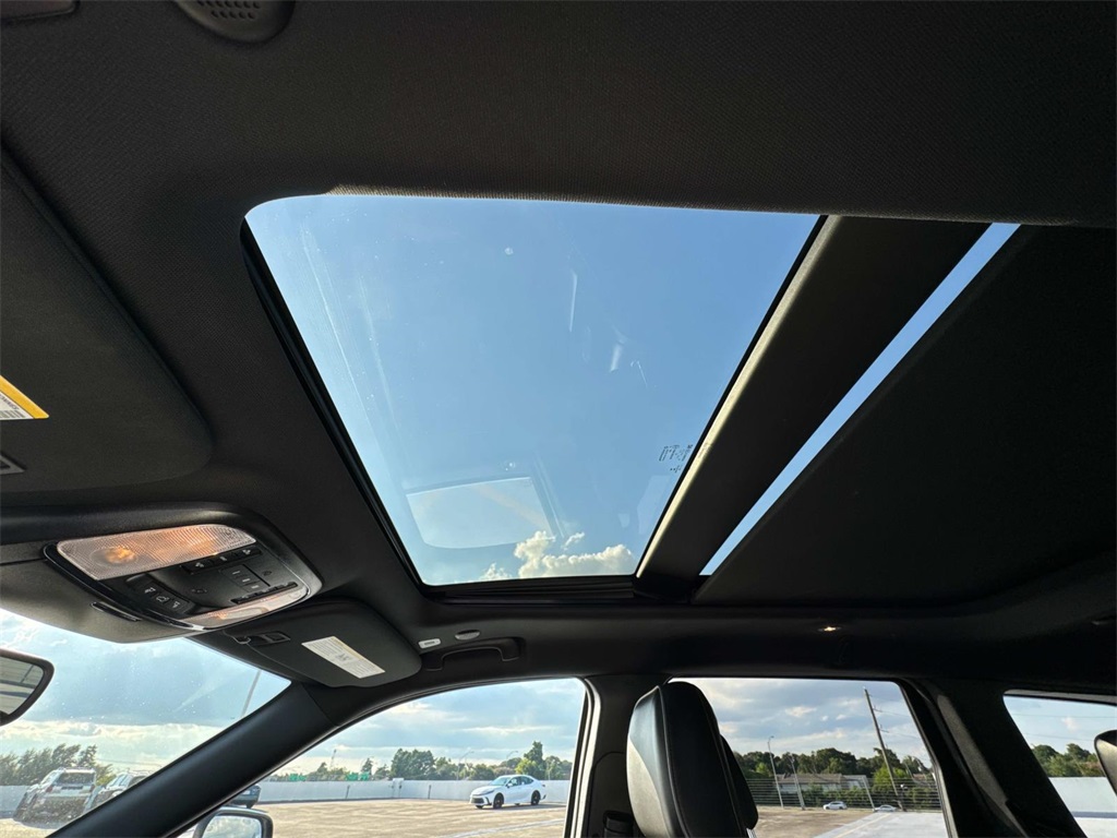 2020 Jeep Grand Cherokee Overland photo 27