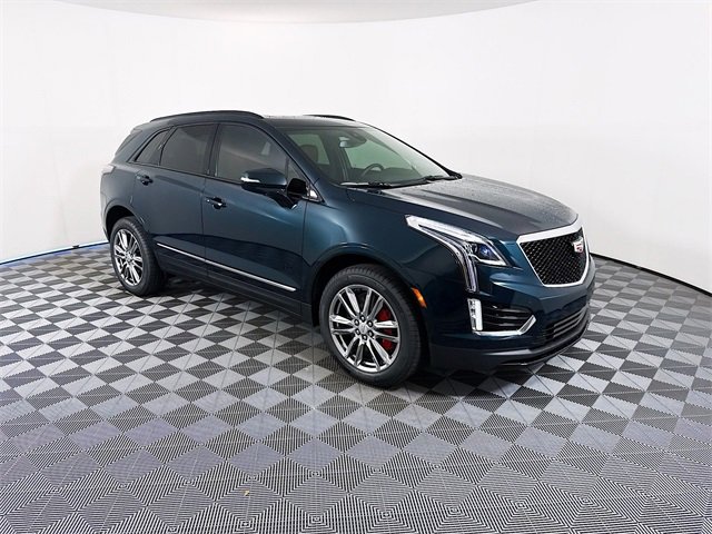 2025 Cadillac XT5 Sport