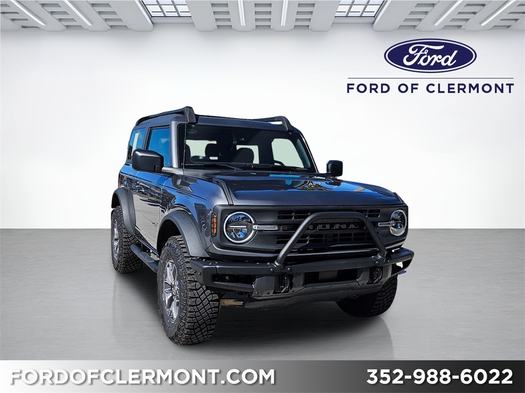 2023 Ford Bronco 2-Door Base's photo