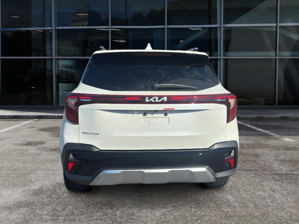 2026 Kia Seltos EX photo 6