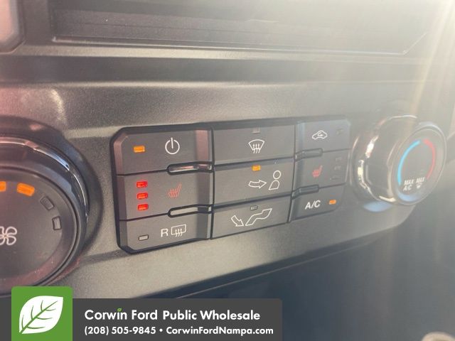 2016 Ford F-150 XLT photo 17