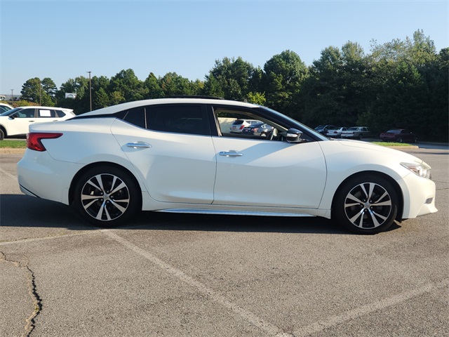 2018 Nissan Maxima SL photo 2