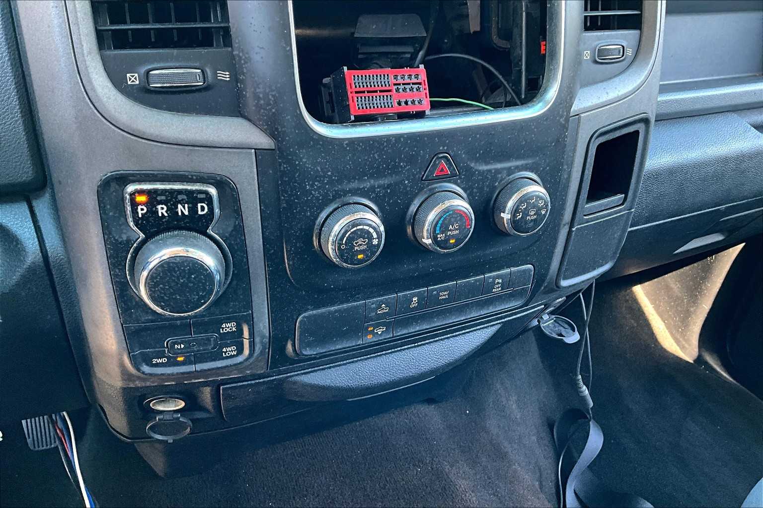2015 Ram 1500 Tradesman photo 28