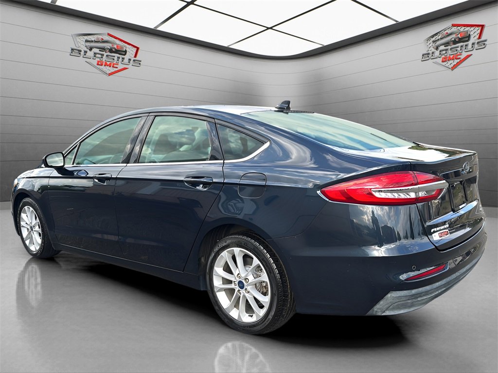2020 Ford Fusion Hybrid SE photo 3